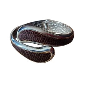 Je Marie Faux Leather Bracelet Purse Hook